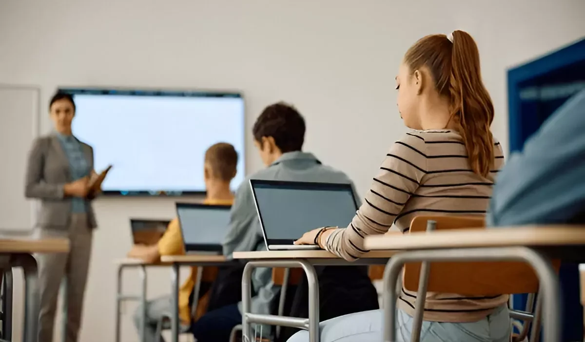 Correct Mindset of a Digital Literate Student